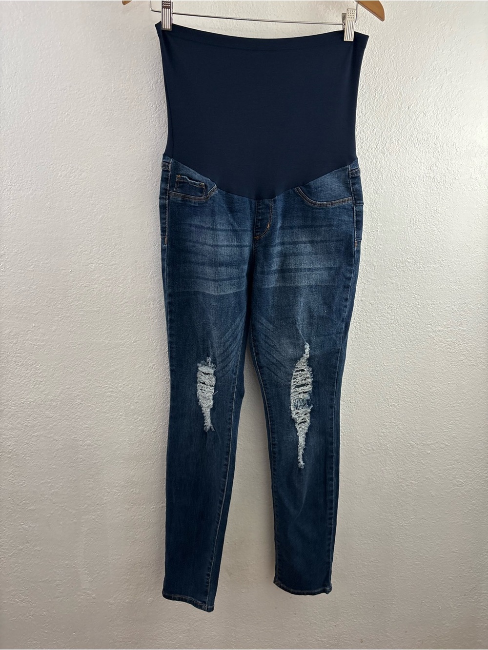 S.O.N.G distressed maternity blue skinny jeans size M